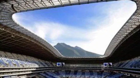 巴尔韦德直言：巴萨锋线施压力十足，上轮败北夜晚苦不堪言